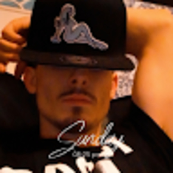 Meet your Posher, Kyle - Picture 1 of 1